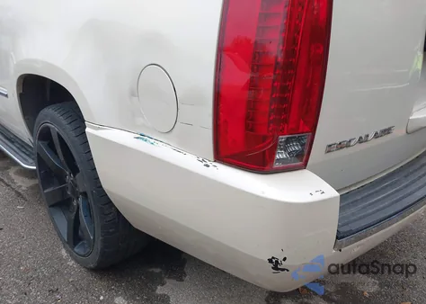 2007 Cadillac Escalade Esv Standard из США, поврежденный, VIN 1GYFK668X7R208228